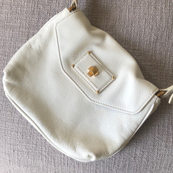 marc jacobs crossbody white